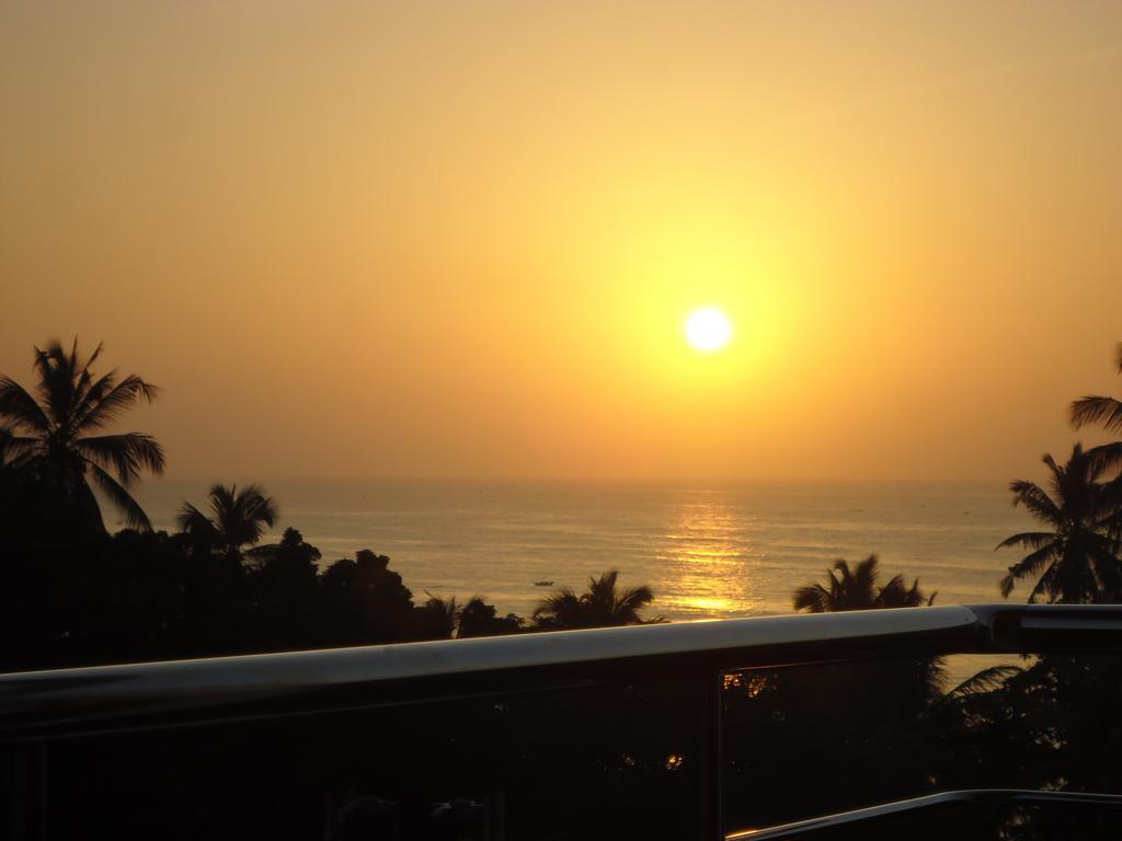 Mars Hotel Tangalle Buitenkant foto