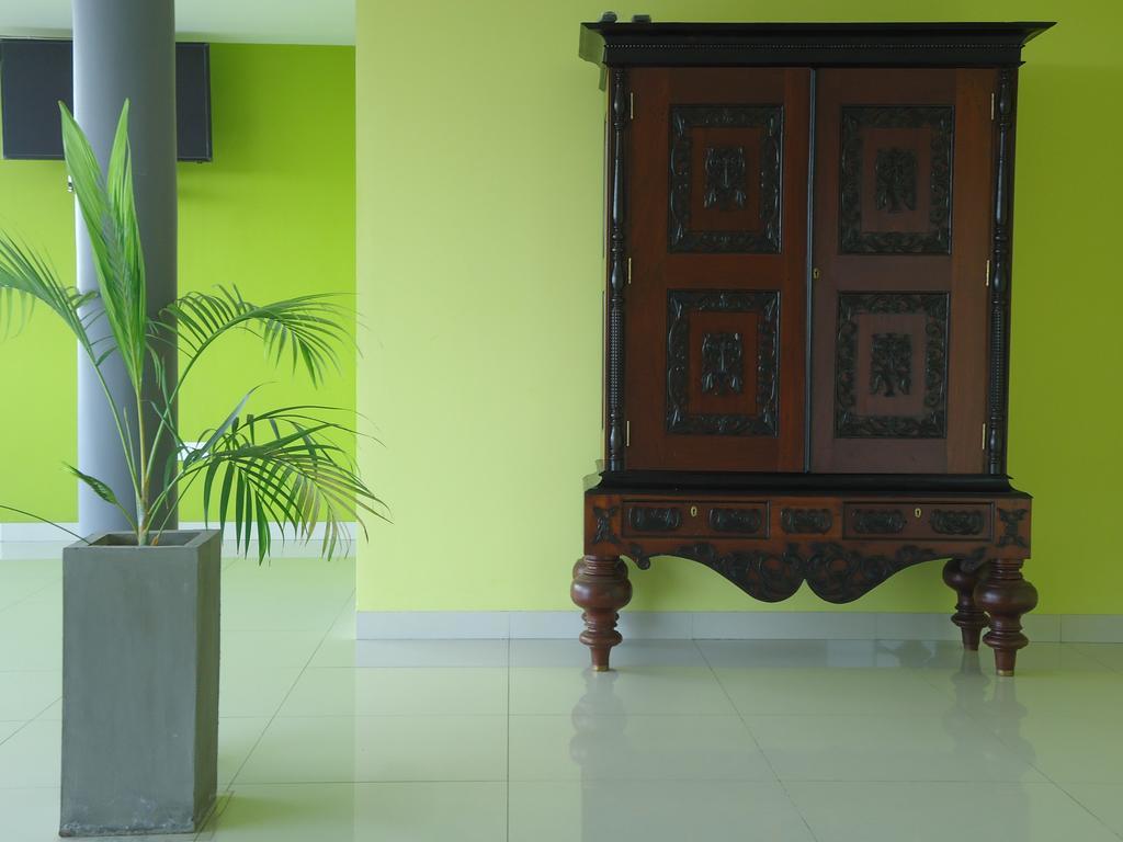 Mars Hotel Tangalle Buitenkant foto