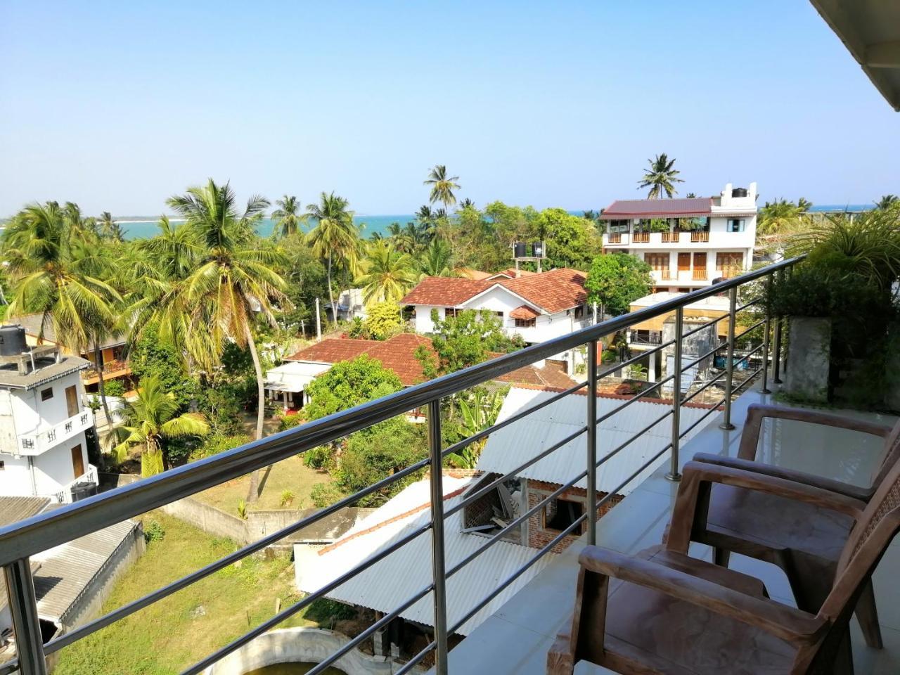 Mars Hotel Tangalle Buitenkant foto