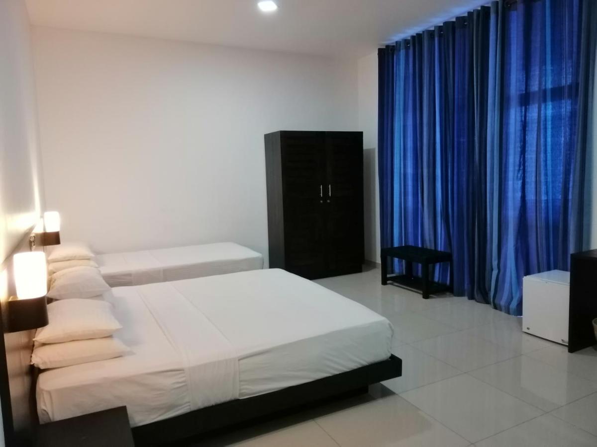 Mars Hotel Tangalle Buitenkant foto
